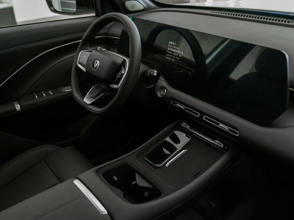 2026 Changan UNI-S I Рестайлинг, белый, 3149000 рублей - вид 25