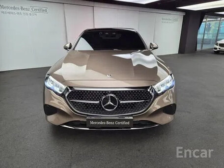 2025 Mercedes-Benz E-Класс 200 VI (W214, S214), коричневый, 4927000 рублей, вид 2