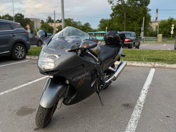 1998 Honda CBR 1100 XX, серый, 420000 рублей