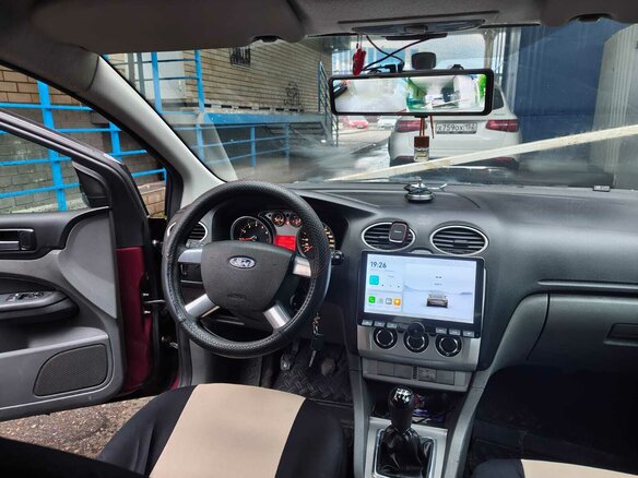 2009 Ford Focus II Рестайлинг, красный, 450000 рублей - вид 10