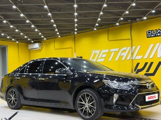 2014 Toyota Camry VII (XV50), чёрный, 1650000 рублей, вид 1