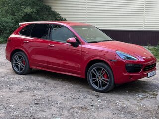 2013 Porsche Cayenne II (958), красный, 2500000 рублей, вид 2