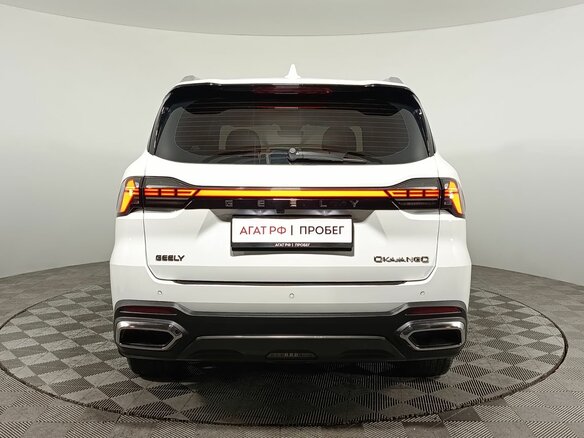 2024 Geely Okavango I Рестайлинг, белый, 2740000 рублей - вид 5