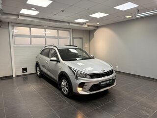 2020 Kia Rio X IV Рестайлинг, серый, 1750000 рублей, вид 3
