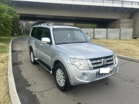 Mitsubishi Pajero IV Рестайлинг 1