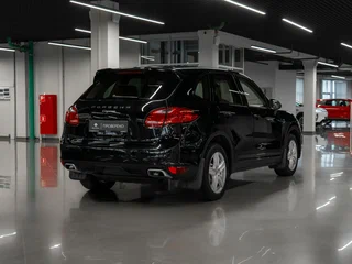 2011 Porsche Cayenne II (958), чёрный, 1895000 рублей, вид 4