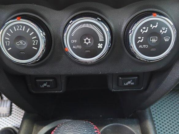 2014 Mitsubishi ASX I Рестайлинг, белый - вид 12