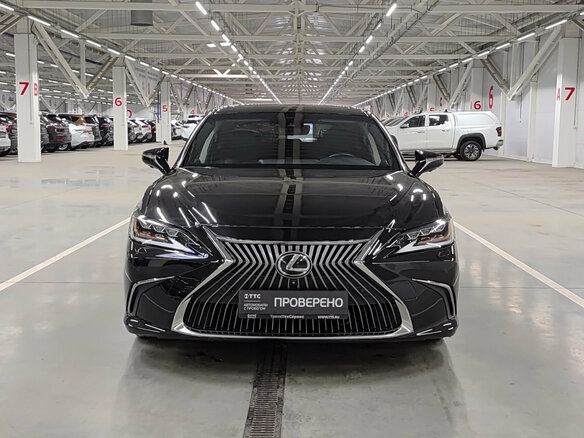 2019 Lexus ES 250 VII, чёрный - вид 1