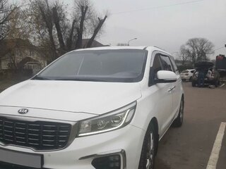 2019 Kia Carnival III, белый, 2800000 рублей, вид 1