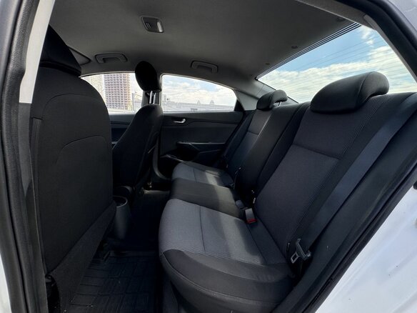 2021 Hyundai Solaris II Рестайлинг, белый - вид 11