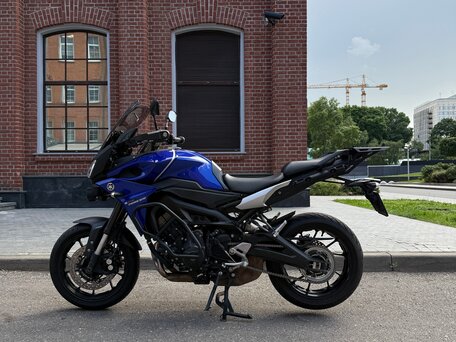 2017 Yamaha MT-09 Tracer (FJ-09), синий, 855000 рублей, вид 3