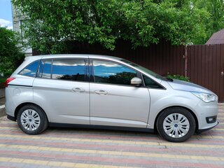 2019 Ford C-MAX Grand II Рестайлинг, серебристый, 1750000 рублей, вид 3