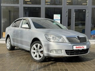 2012 Skoda Octavia II (A5) Рестайлинг, серебристый, 650000 рублей, вид 3