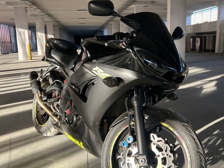 2003 Yamaha YZF-R6, чёрный, 470000 рублей, вид 4