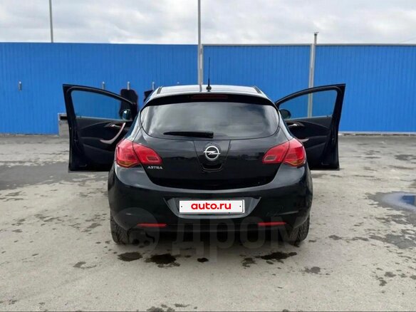 2011 Opel Astra J, чёрный, 390000 рублей - вид 3