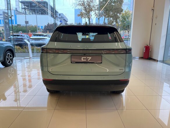2026 Omoda C7, зелёный - вид 6