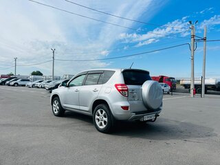 2011 Toyota RAV4 III (XA30) Рестайлинг, серебристый, 1699000 рублей, вид 4
