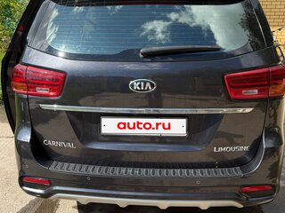 2018 Kia Carnival III, серый, 2899000 рублей, вид 5