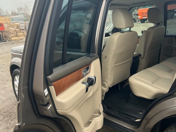 2015 Land Rover Discovery IV Рестайлинг, серый, 2650000 рублей - вид 17