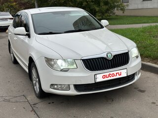 2011 Skoda Superb DSG II, белый, 840000 рублей, вид 3