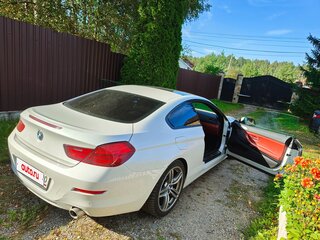 2016 BMW 6 серии 640i xDrive III (F06/F13/F12) Рестайлинг, белый, 2850000 рублей, вид 5