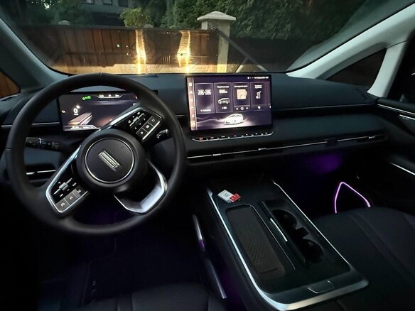 2026 Wey 80 Business Lounge 44.28 kWh, чёрный, 6500000 рублей - вид 6