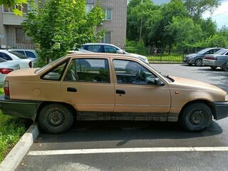 2002 Daewoo Nexia I, бежевый, 65000 рублей, вид 4