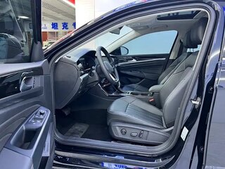 2023 Volkswagen Passat B8 Рестайлинг, чёрный, 1962000 рублей, вид 5