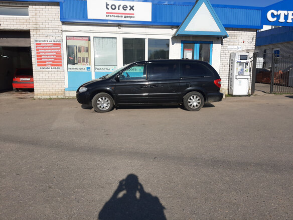 2007 Chrysler Voyager IV Рестайлинг, чёрный, 1800000 рублей - вид 19