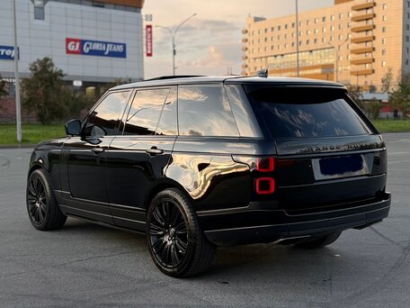2018 Land Rover Range Rover IV Рестайлинг, чёрный, 6900000 рублей, вид 4