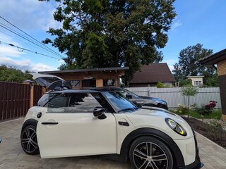 2021 Mini Hatch Cooper S III (F55/F56) Рестайлинг 2, белый, 3750000 рублей, вид 4