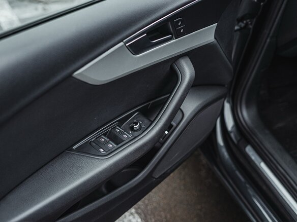 2017 Audi A4 V (B9), чёрный - вид 25