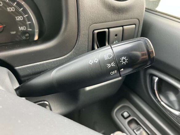 2018 Suzuki Jimny Kei car III Рестайлинг 2, серебристый, 830000 рублей - вид 31