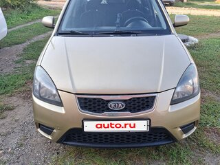 2010 Kia Rio II Рестайлинг, бежевый, 570000 рублей, вид 1
