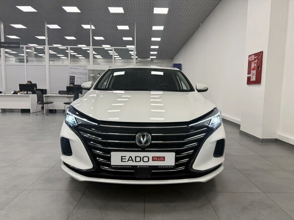 2024 Changan Eado Plus I, белый, 2489900 рублей