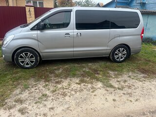 2014 Hyundai H-1 5-speed II, серый, 1850000 рублей, вид 3