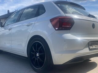 2018 Volkswagen Polo VI (EU Market), белый, 1349000 рублей, вид 3