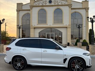 2023 BMW X5 30d IV (G05/G18) Рестайлинг, белый, 11500000 рублей, вид 3