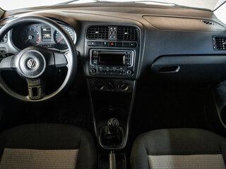 2014 Volkswagen Polo V, красный, 820000 рублей, вид 5