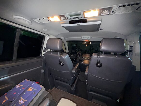 2008 Volkswagen Multivan T5, чёрный, 2250000 рублей - вид 16