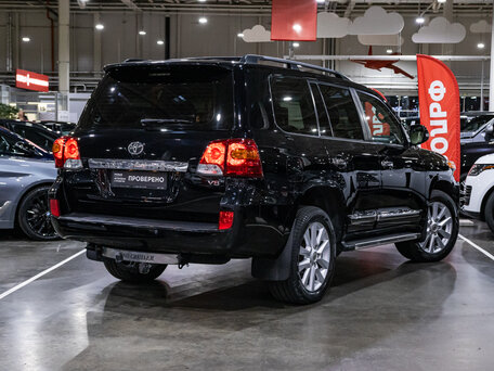 2012 Toyota Land Cruiser 200 Series Рестайлинг 1, чёрный, 3800000 рублей, вид 5