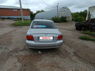 2004 Hyundai Sonata ТагАЗ IV (EF) Рестайлинг, серебристый, 165000 рублей, вид 4