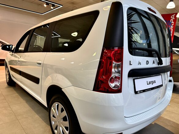 2025 Lada (ВАЗ) Largus I Рестайлинг, белый - вид 4