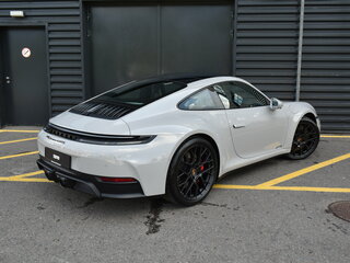2025 Porsche 911 Carrera 4 GTS VIII (992) Рестайлинг, серый, 26990000 рублей, вид 3