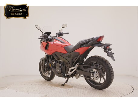 2026 Honda NC 750X, красный, 1350000 рублей, вид 5