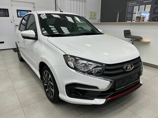 2026 Lada (ВАЗ) Granta Sportline I Рестайлинг, белый, 1364000 рублей, вид 3