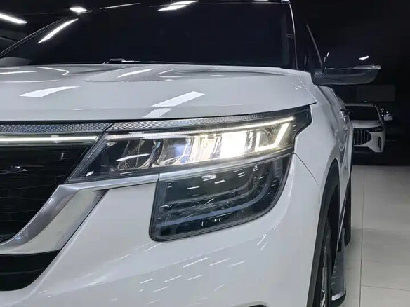2022 Kia KX3, белый - вид 6