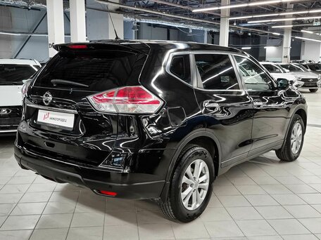 2016 Nissan X-Trail III, чёрный, 1309000 рублей, вид 3