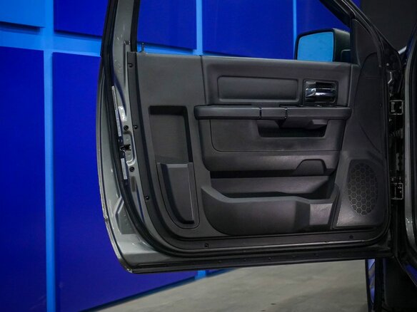 2011 Dodge RAM IV (DS/DJ), серый, 3150000 рублей - вид 12