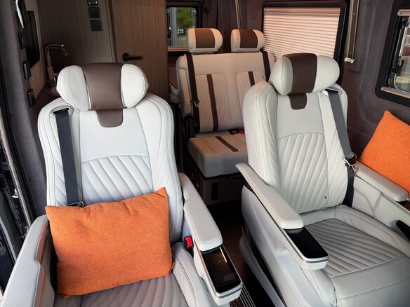 2024 Ford Transit, чёрный, 13900000 рублей - вид 17